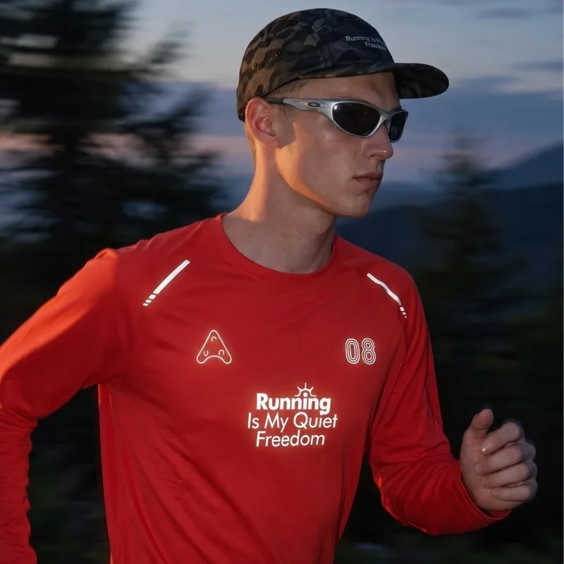 Refleksyjna koszulka sportowa  – Hiking recenzja i cena